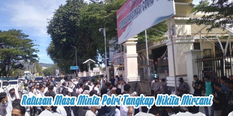 Ratusan Masa Minta Polri Tangkap Nikita Mirzani