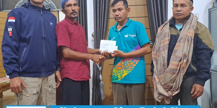 Group Fisabilillah Bergerak Bersama Masyarakat Bantu Biaya Operasi Warga Yang Alami Laka Tunggal