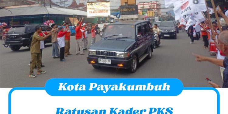 Ratusan Kader PKS Payakumbuh Gelar Flash Mob di Tugu Adipura
