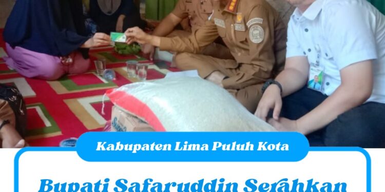 Bupati Safaruddin Serahkan Bantuan Untuk Korban Tanah Longsor