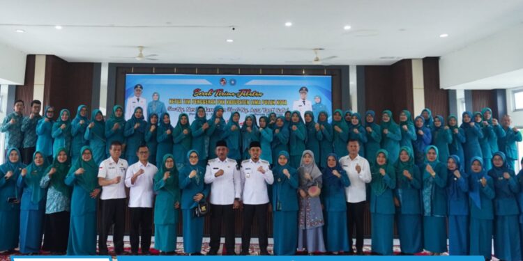 Serah Terima Jabatan Ketua TP-PKK Lima Puluh Kota, Bupati Safni Sikumbang Dorong Peningkatan Kinerja