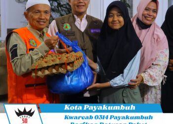 Kwarcab 0314 Payakumbuh Bagikan Ratusan Paket Sembako Jelang Idul Fitri