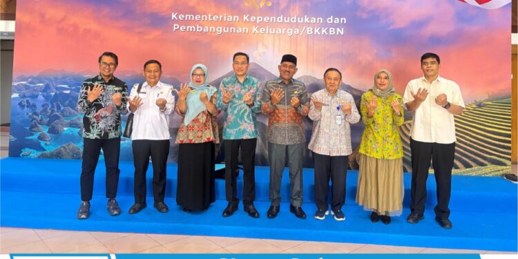 Kemenduk Bangga Dukung Rehabilitasi Balai Penyuluhan KB di Lima Puluh Kota