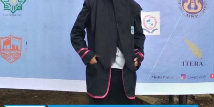 Siswi SMAN 1 Kec. Lareh Sago Halaban Eka Dian Purwanti Lolos Dalam Ajang Jambore Nasional Generasi Hijau 2023