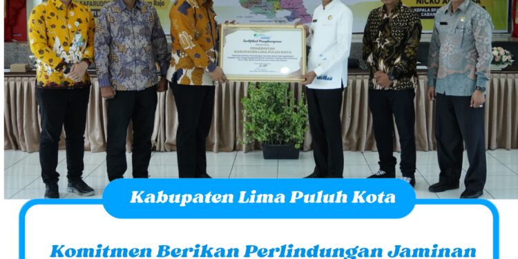 Komitmen Berikan Perlindungan Jaminan Sosial Bagi Guru TPQ, MDTA, Imam, dan Gharim, Pemkab Lima Puluh Kota diganjar Penghargaan BPJS Ketenagakerjaan