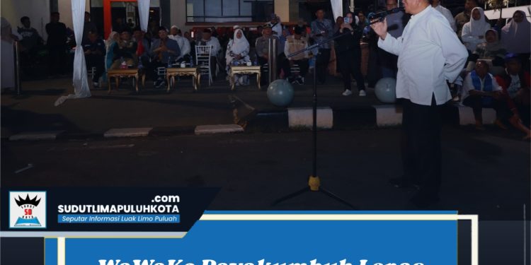 WaWaKo Payakumbuh Lepas Ratusan Jemaah Calon Haji Menuju Asrama Haji Padang